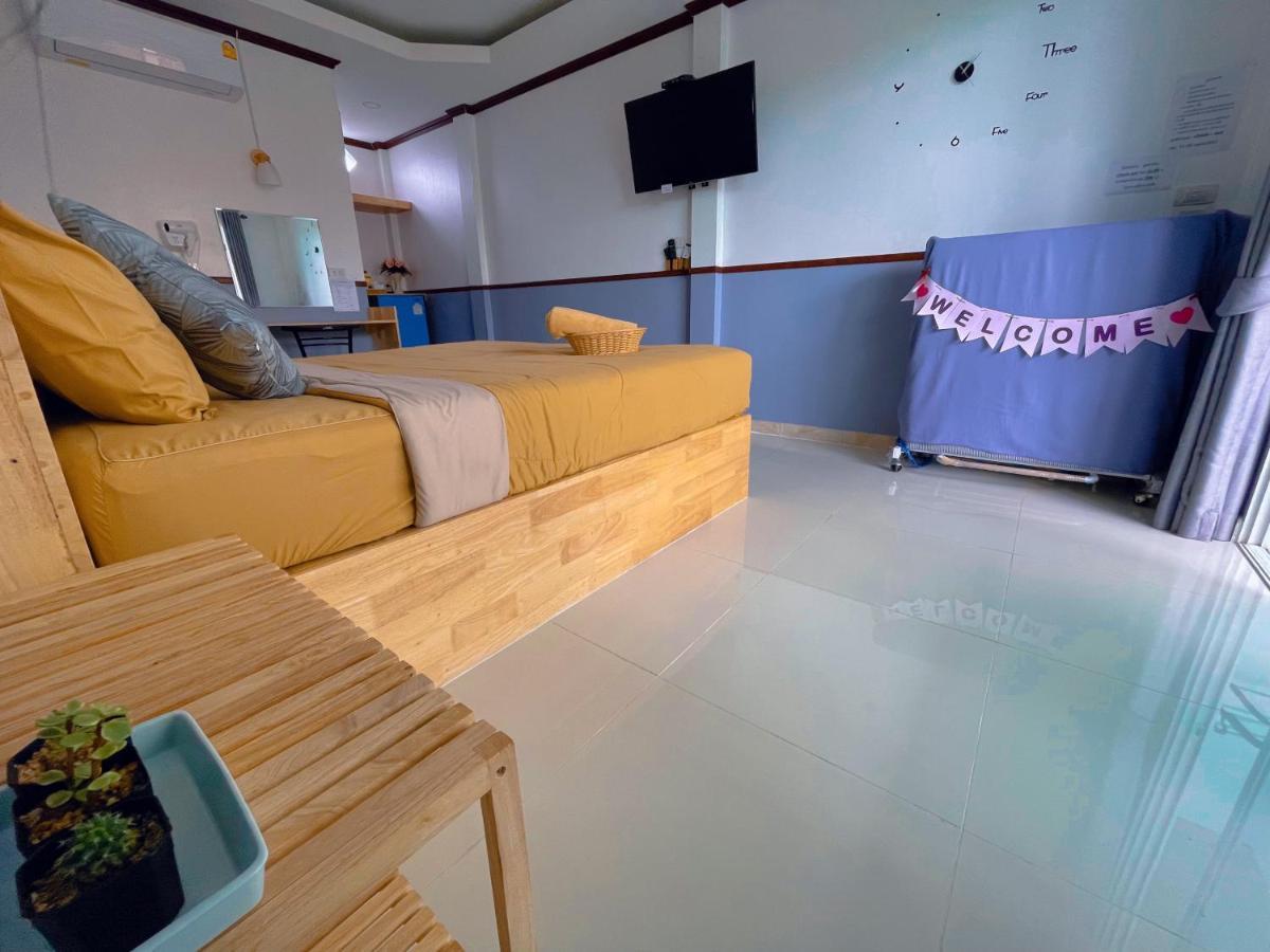 Baan Tipsukon Bed & Breakfast เกาะล้าน ภายนอก รูปภาพ