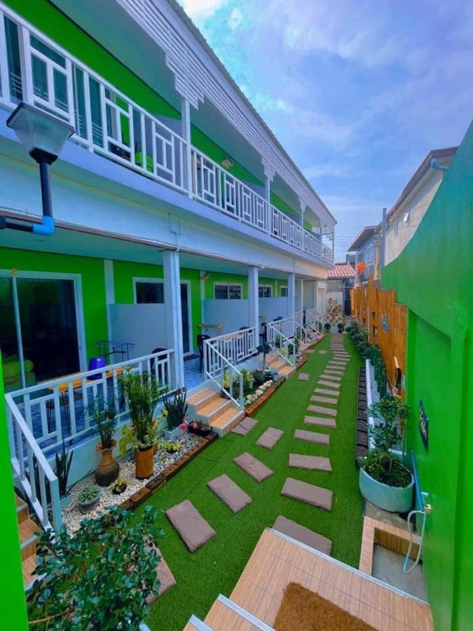 Baan Tipsukon Bed & Breakfast เกาะล้าน ภายนอก รูปภาพ