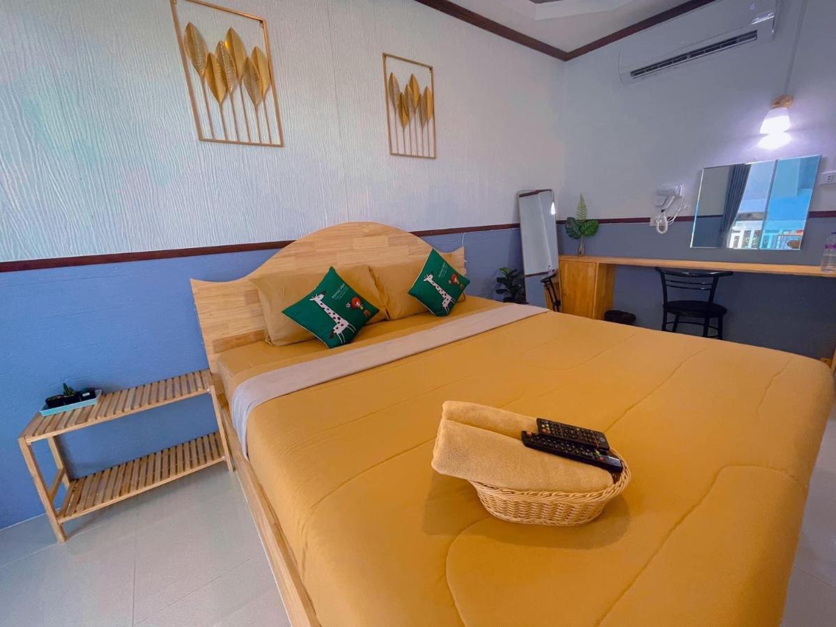 Baan Tipsukon Bed & Breakfast เกาะล้าน ภายนอก รูปภาพ