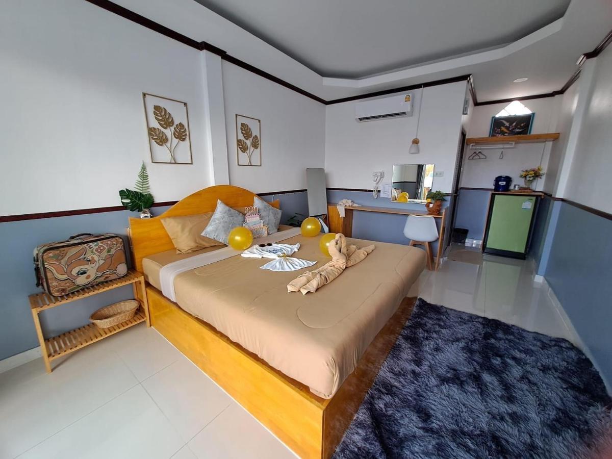 Baan Tipsukon Bed & Breakfast เกาะล้าน ภายนอก รูปภาพ